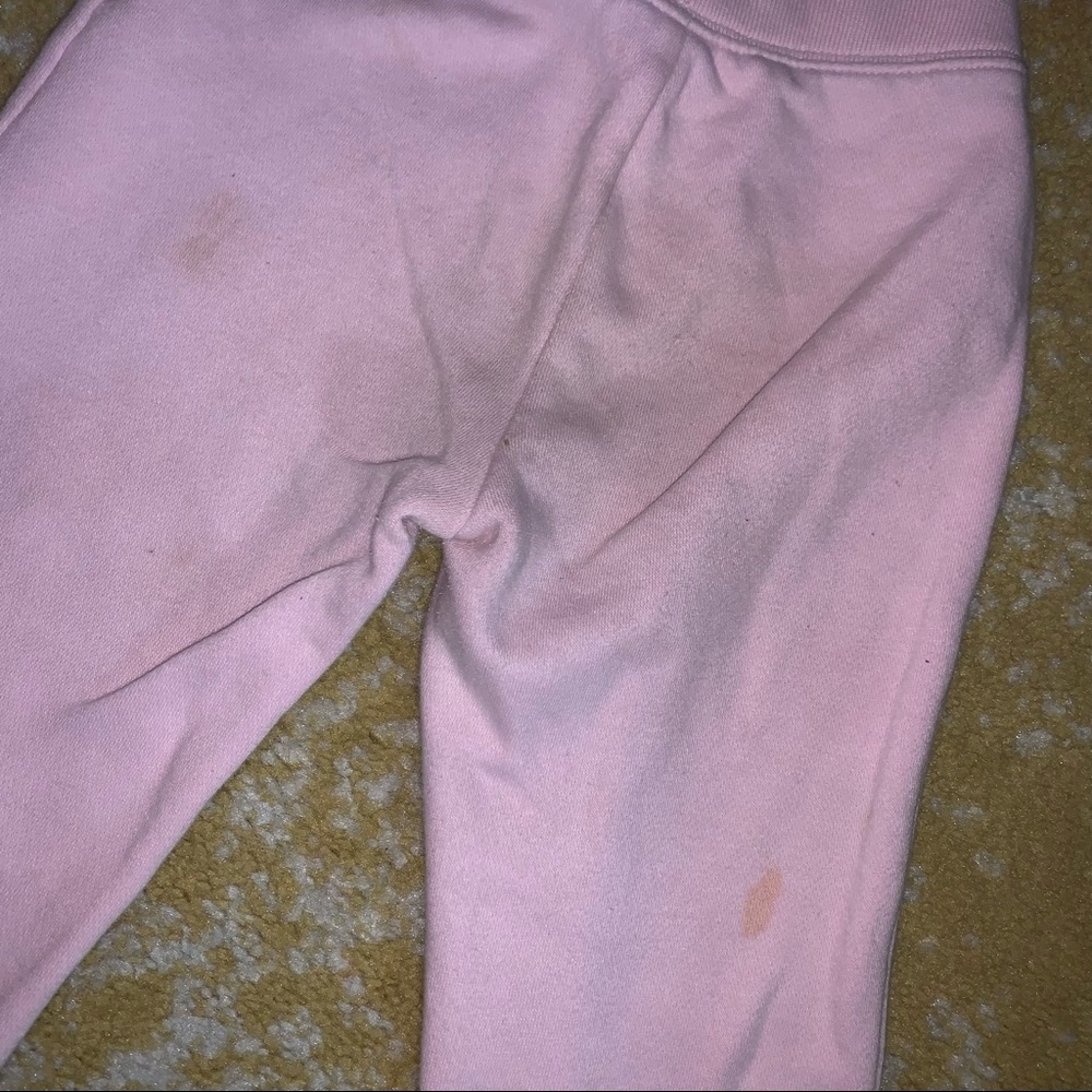 Gap outfit, sweats and shirt - Picture 8 of 9